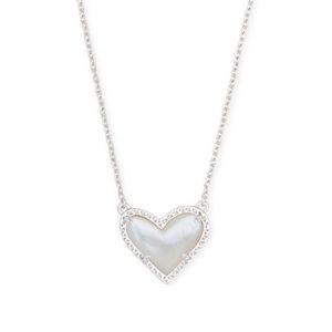KS Ari Heart Silver Necklace Ivory Mother-of-Pearl